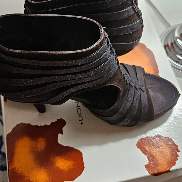 Donald Pliner Gladiator booties - Picture 9 of 10